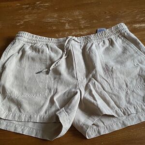 Banana republic size large Women's beige Shorts